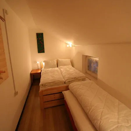 Wonderful In With Parking *