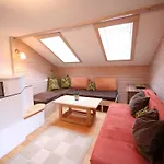 Wonderful In With Parking Apartamento